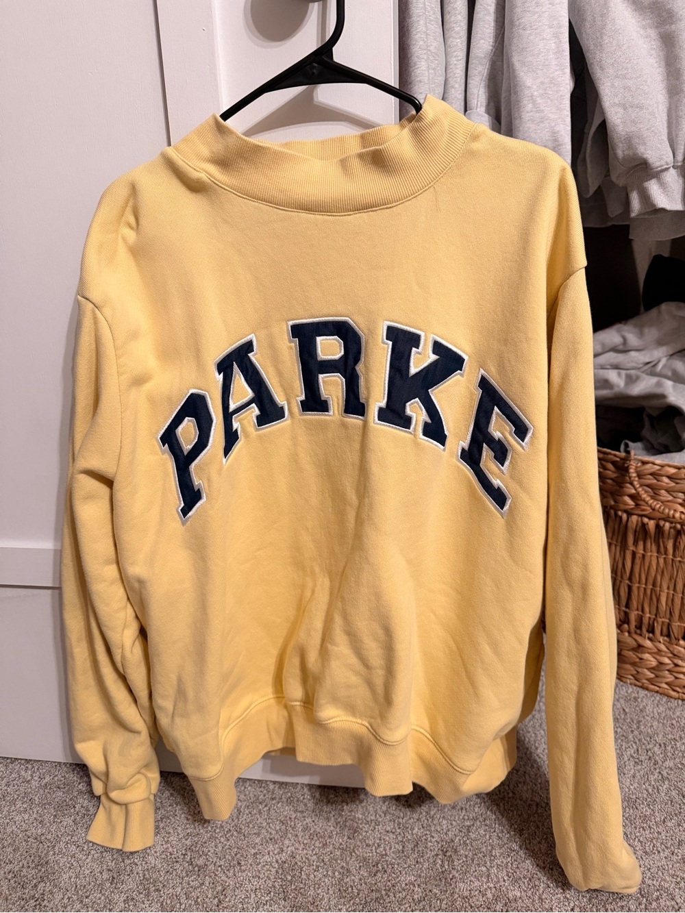 PARKE - birthday mockneck